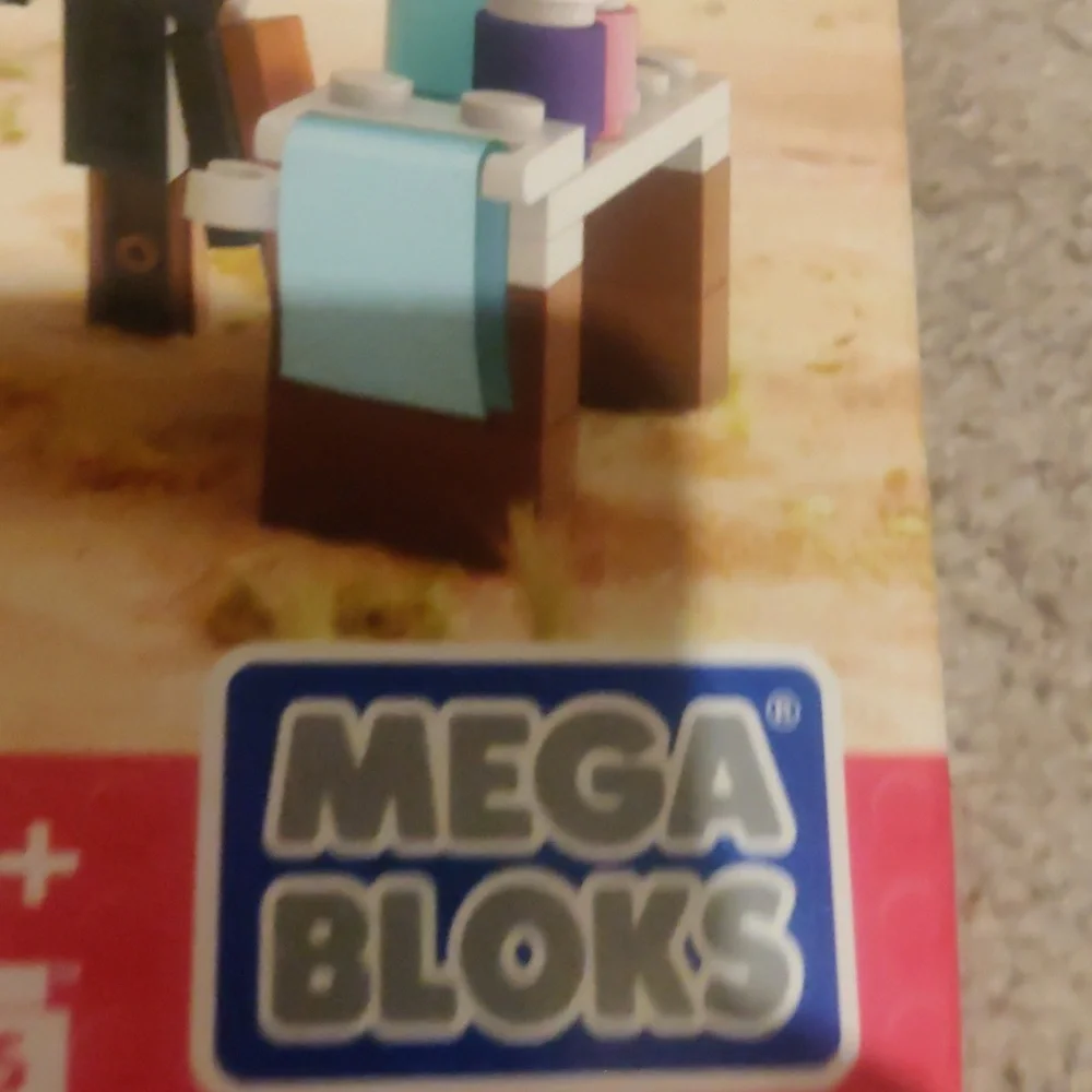 New!Saige's Art studio Mega blocks 198pcs ages 8+ Y2K Girlhoodcore Development